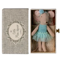 Little Sister Dance Mouse with Daybed